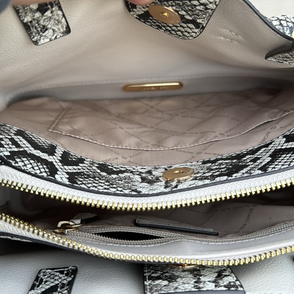 Michael Kors Emilia satchel and Wallet Set-nwt - Picture 12 of 17